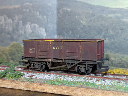 Hand-Weathered Hornby EWS Mineral Wagon | Realistic OO Gauge Model Railway Rolling Stock
