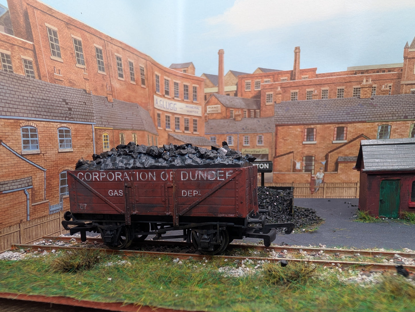 Dapol B515 5 plank wagon Corproration of Dundee (Heavy Weathering)